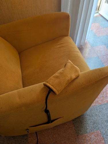 Poltrona reclinabile
